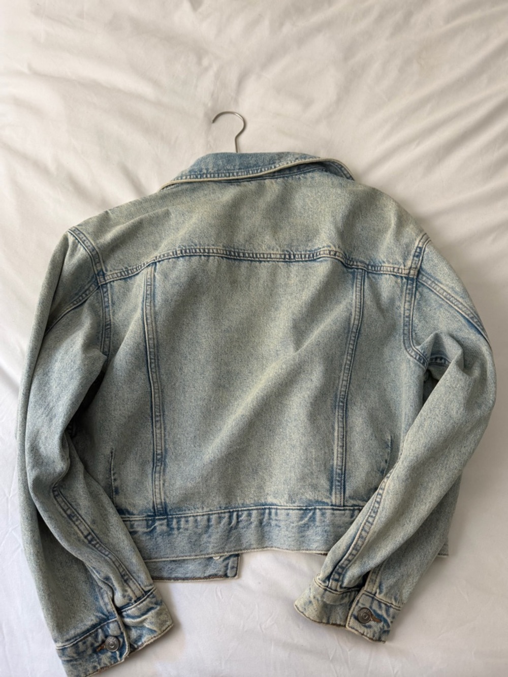 H&M Light Blue Washed Denim Jacket - Picture 5 of 6